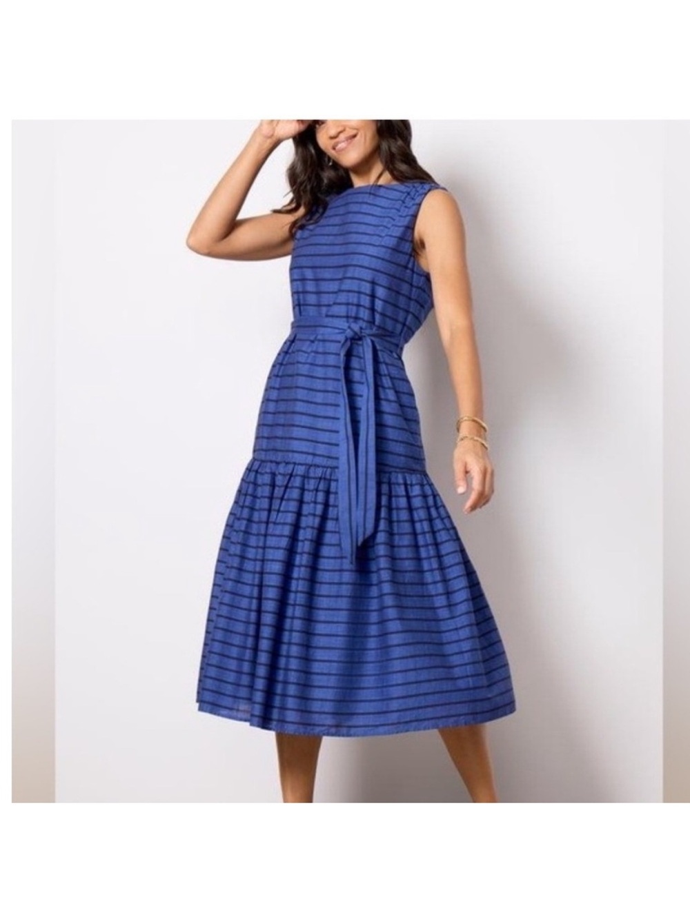 Evereve Blue Striped Sleeveless Midi Dress with Tie Waist Size M Cotton